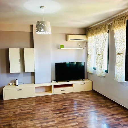 Fleeville 2 Tirana